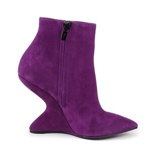 Salvatore Ferragamo Bolgheri Violet Suede Cut-Out Wedge Booties 8.5 C High Drama